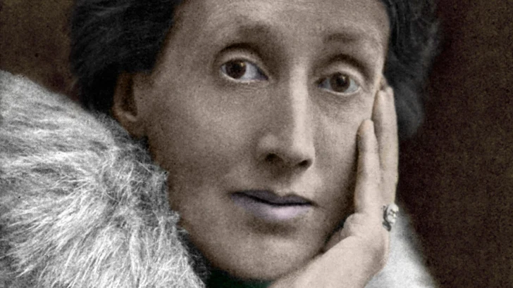 100 años de 'La señora Dalloway': cómo la novela de Virgina Woolf resuena en esta nueva era de militarización y pandemia