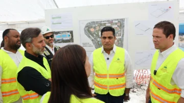 Supervisan remodelación del Centro Olímpico Juan Pablo Duarte