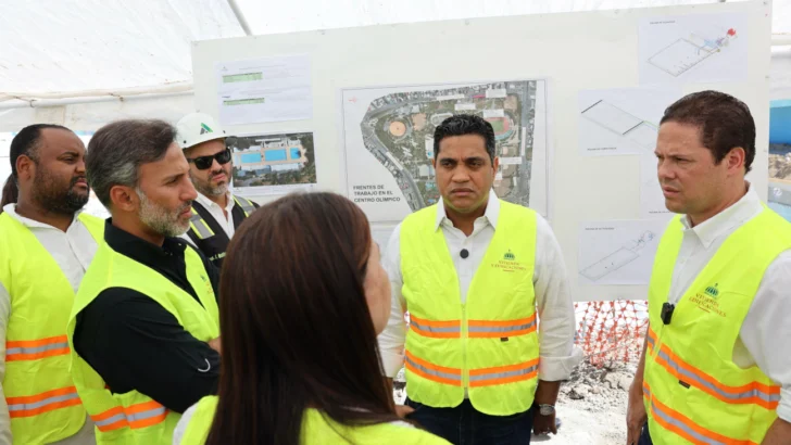 Supervisan remodelación del Centro Olímpico Juan Pablo Duarte Supervisan remodelación del Centro Olímpico Juan Pablo Duarte