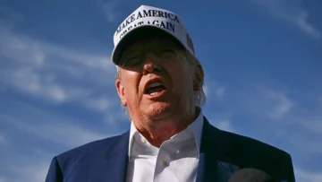 Trump llama 'loco' a Putin tras el mayor ataque aéreo de Rusia sobre Ucrania