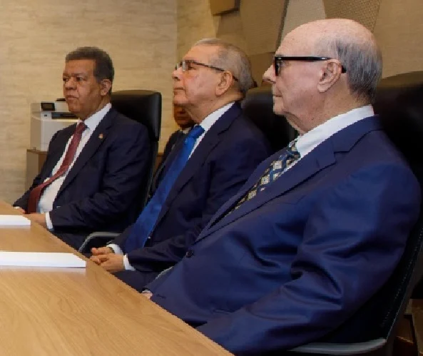 Abinader y expresidentes: crisis haitiana es amenaza para República Dominicana