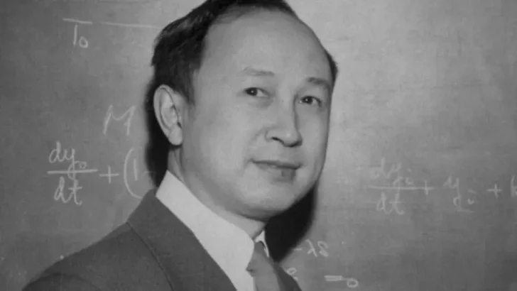 'Su historia es una advertencia sobre lo que sucede cuando se expulsa el conocimiento': Qian Xuesen, el científico que Estados Unidos deportó en plena Guerra Fría y fue clave en convertir a China en superpotencia