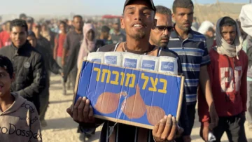 Palestinos saquean un almacén del Programa Mundial de Alimentos en Gaza