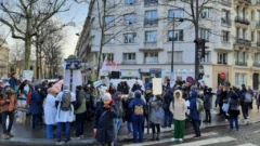 El gobierno francés facilita la regularización de los médicos extranjeros