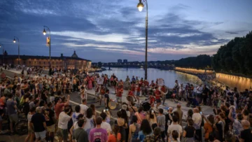 145 personas reportan haber sido chuzadas durante la Fiesta de la Música en Francia