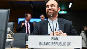 Teherán y Washington anuncian una nueva reunión en Omán sobre el programa nuclear iraní