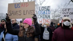 La comunidad internacional intenta relanzar en España la ayuda al desarrollo sin Estados Unidos