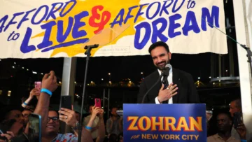 El polémico candidato a la alcaldía de Nueva York Zohran Mamdani gana las primarias demócratas