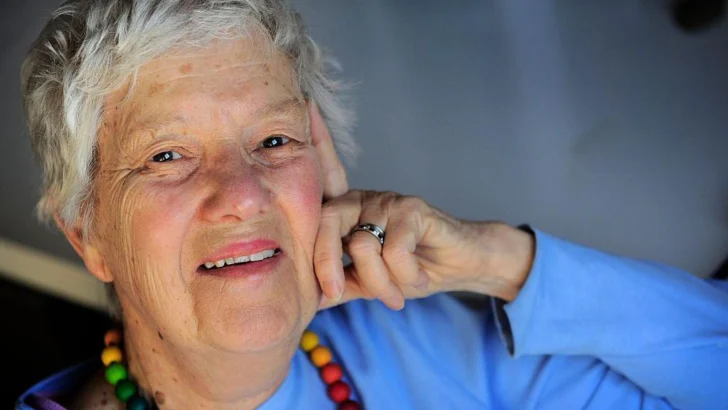 Quién fue Vera Rubin, la astrónoma que da nombre al observatorio con la cámara más grande del mundo que se inaugura en Chile