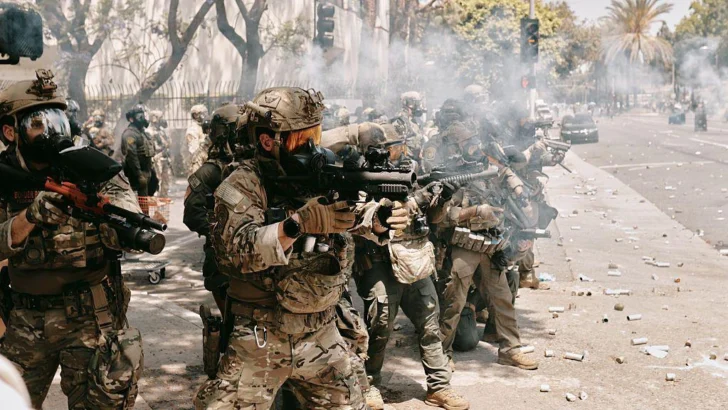 El Pentágono anuncia el envío de cientos de marines a Los Ángeles para ayudar en la respuesta a las protestas contra las redadas migratorias