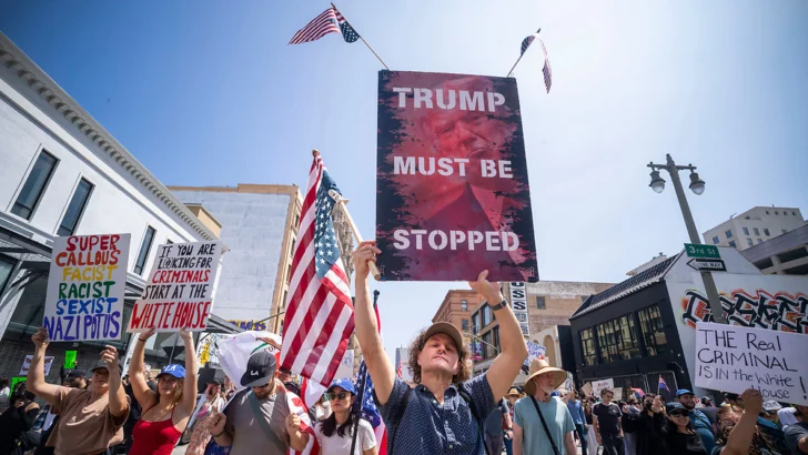 Muere manifestante baleado en una protesta anti-Trump en Utah Muere manifestante baleado en una protesta anti-Trump en Utah