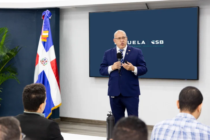 Escuela SB ha brindado formación gratuita a más de 19,000 personas en su primer año