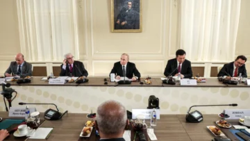 Putin no descarta un eventual encuentro con Zelenski en la fase final de las negociaciones