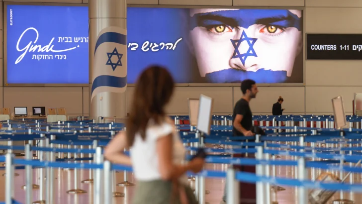 Israel reanuda vuelos tras la guerra con Irán entre emociones y cancelaciones