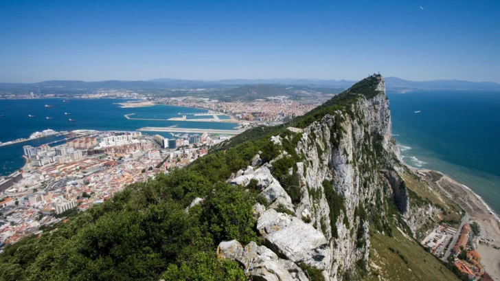 Reino Unido, España y la UE llegan a un 'acuerdo histórico' sobre Gibraltar 5 años después del Brexit