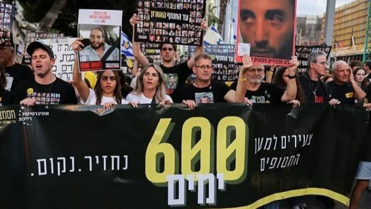 El creciente número de israelíes que quieren que termine la guerra, más preocupados por los rehenes que por la situación en Gaza