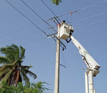 Edesur concluye instalación de 21 kilómetros de conductores para red eléctrica en Pedernales