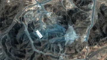 Qué se sabe del ataque de EE.UU. contra 3 instalaciones nucleares de Irán (y cómo podría responder el gobierno de Teherán)