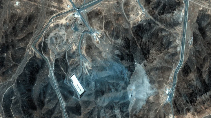 Qué se sabe del ataque de EE.UU. contra 3 instalaciones nucleares de Irán (y cómo podría responder el gobierno de Teherán)
