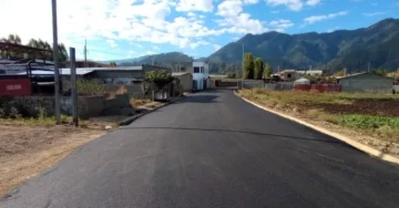Presidente Abinader inaugura proyectos de asfaltado en Constanza Presidente Abinader inaugura proyectos de asfaltado en Constanza