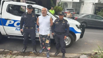 Arrestan en El Salvador a Enrique Anaya, abogado constitucionalista crítico de Bukele, por presunto lavado de dinero