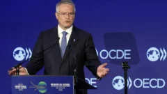 La OCDE recorta previsiones de crecimiento global por aranceles y tensiones comerciales