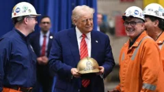 Trump duplica los aranceles al acero y al aluminio hasta el 50%