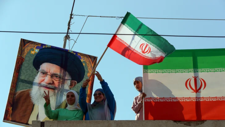 Irán reabre su espacio aéreo en la mitad oriental del país Irán reabre su espacio aéreo en la mitad oriental del país