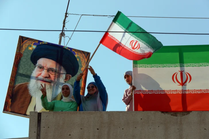 Irán reabre su espacio aéreo en la mitad oriental del país