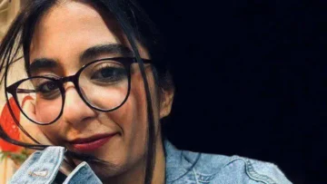 Parnia Abassi, la joven poeta iraní que murió con su familia en un bombardeo de Israel