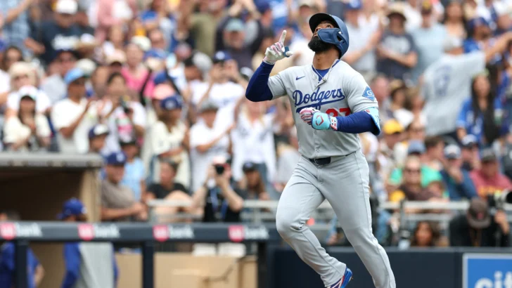 Venezolano da triunfo a D’backs con tercer Grand Slam y Padres ganan gracias a Teoscar Hernández Venezolano da triunfo a D’backs con tercer Grand Slam y Padres ganan gracias a Teoscar Hernández