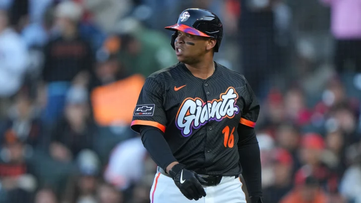 Guardianes arruinan el debut de Rafael Devers con los Gigantes Guardianes arruinan el debut de Rafael Devers con los Gigantes