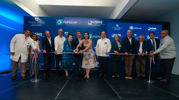 Banco Popular, primera dama y SNS remozan la Maternidad Doña Renée Klang de Guzmán Banco Popular, primera dama y SNS remozan la Maternidad Doña Renée Klang de Guzmán