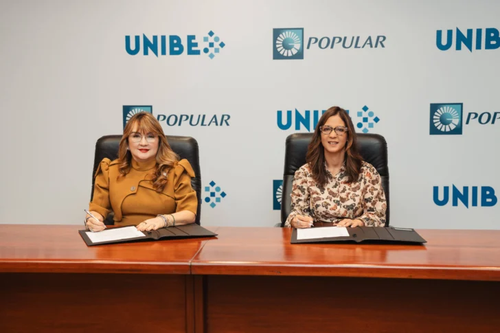 Banco Popular y UNIBE firman alianza para ofrecer pasantías a estudiantes meritorios