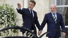 Lula pide a Macron 'abrir su corazón' y cerrar el acuerdo con Mercosur durante su visita a Francia