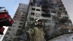 En resumen: Israel ataca instalaciones nucleares y altos mandos en Irán; Teherán clama venganza