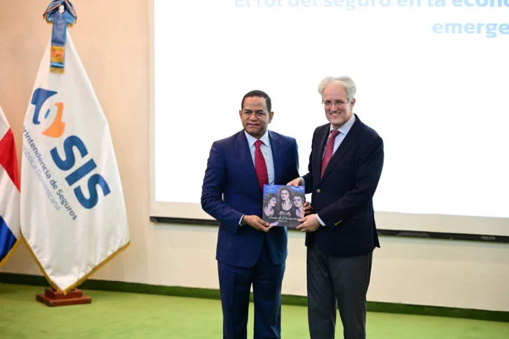 Superintendente de Seguros de Costa Rica propone replantear modelo asegurador 
