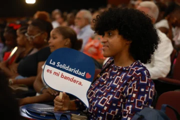 “Levántate… huye… Herodes va a buscar al niño para matarlo” (Mt 2, 13)