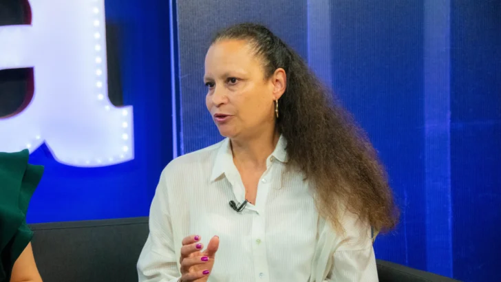 Directora de la Cátedra de Cultura Dominicana de la Universidad de Orléans (Francia) resalta aportes de las hermanas Mirabal a la democracia dominicana Directora de la Cátedra de Cultura Dominicana de la Universidad de Orléans (Francia) resalta aportes de las hermanas Mirabal a la democracia dominicana