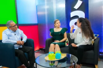  Gustavo Olivo Peña, Dra. Ibeth Guzmán y Dra. Catherine Pélage.