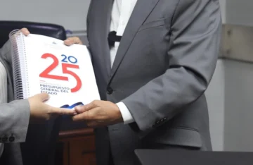 Paliza atribuye a factores externos reducción del 5% al 3.5% del crecimiento del PIB