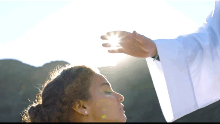 El beso de Dios, cine de fe con excelencia artística El beso de Dios, cine de fe con excelencia artística