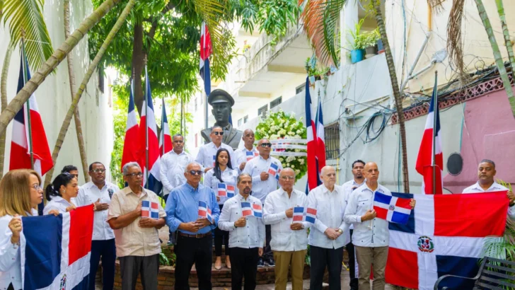 Efemérides Patrias rinde homenaje al teniente Amado García Guerrero