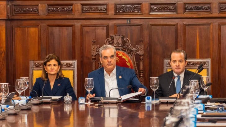 Gobierno aprueba política presupuestaria para 2026