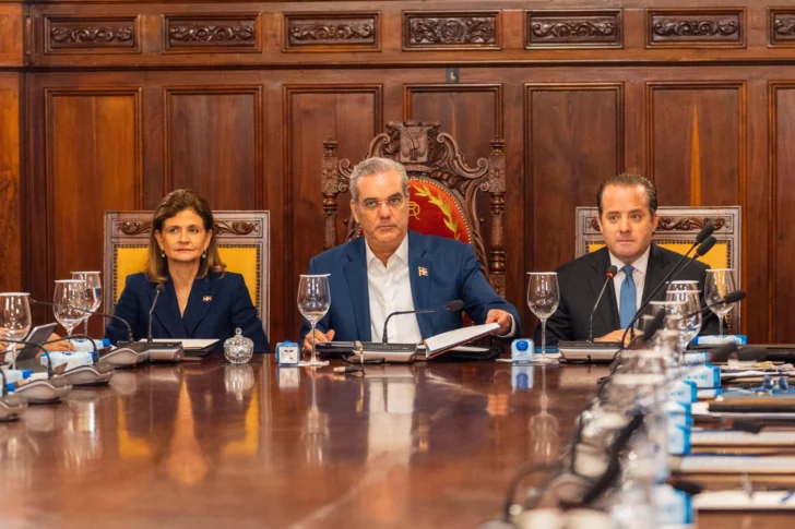 Gobierno aprueba política presupuestaria para 2026