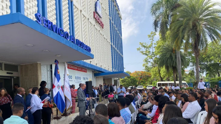 Gobierno otorga 603 becas internacionales para maestrías en áreas STEM