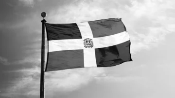 Escarbando: ¿ Democracia en peligro? Denuncian grupo facistas armados en RD