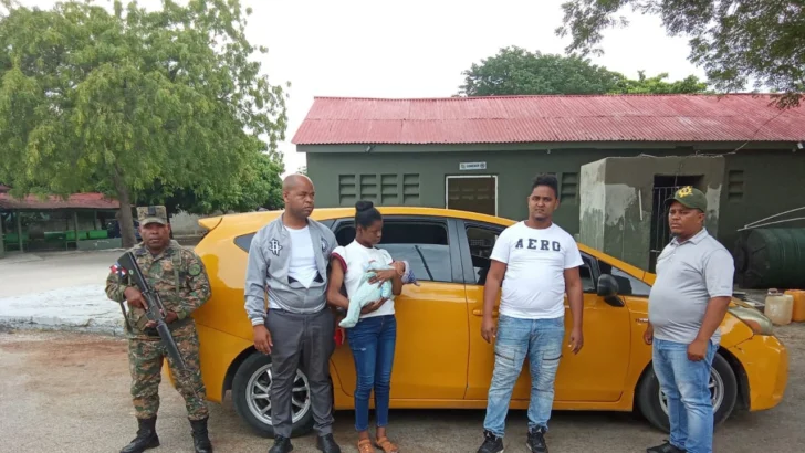 Ejército apresa a cinco sospechosos de traficar indocumentados haitianos Ejército apresa a cinco sospechosos de traficar indocumentados haitianos