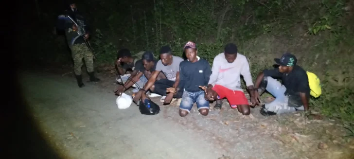 Ejército detiene a indocumentados haitianos en San Juan, Montecristi y Santiago Rodríguez