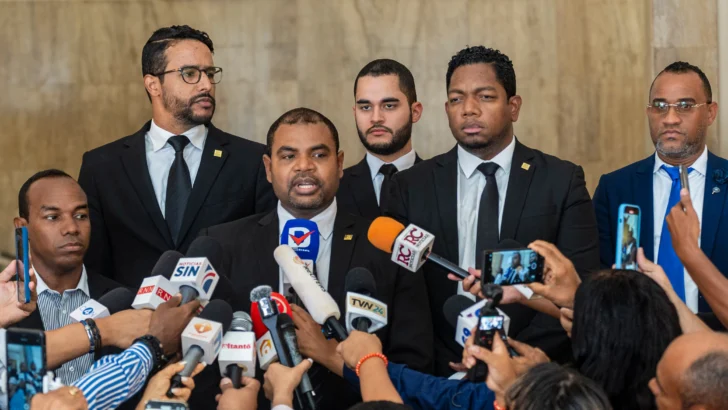 Ministerio Público imputa a hermanos Espaillat por negligencia en tragedia del Jet Set